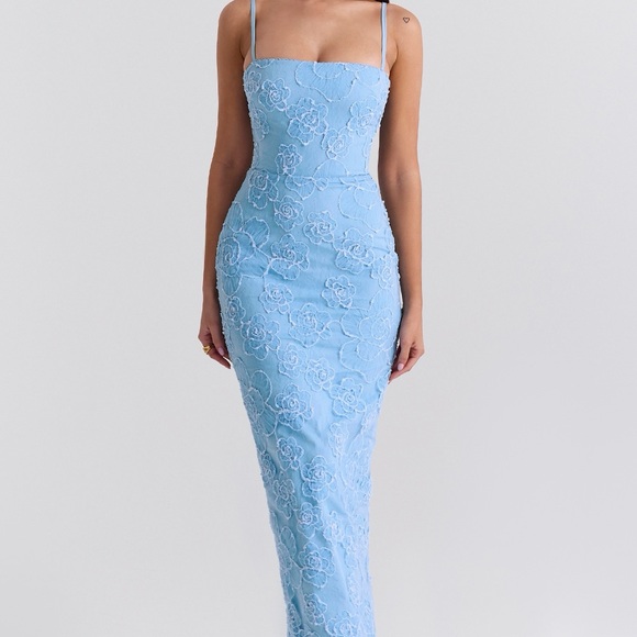 NEW HOUSE OF CB EVA
TUSCAN BLUE EMBROIDERED FLORAL MAXI DRESS - Picture 3 of 7